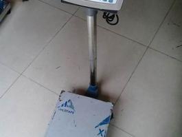 新款JCS型計數地秤